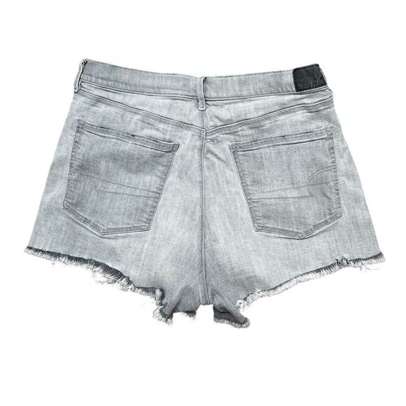 AMERICAN EAGLE Relaxed Short Gray Size 12 - Picture 2 of 4